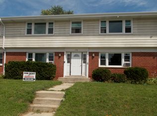 5748 N 76th St APT 3, Milwaukee, WI 53218