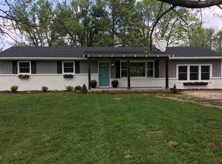 2600 W Shaw Rd, Bloomington, IN 47403