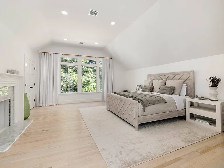 Catalpa Pl — Photo 26