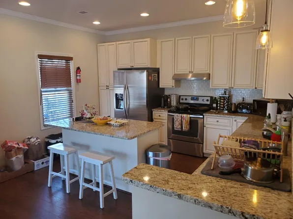 2039 S Langley St APT A, Arlington, VA 22204