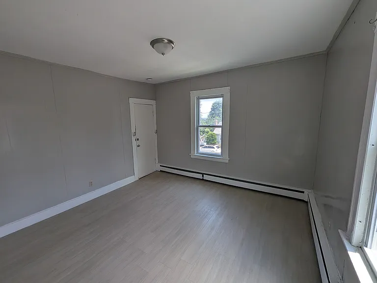 70 Sexton St — Photo 1