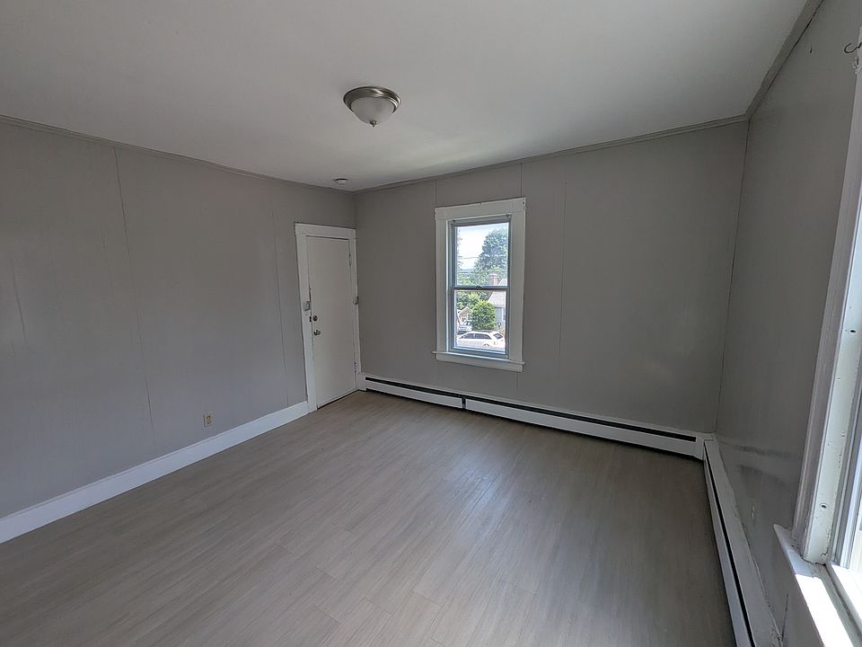 1st image of 70 Sexton St