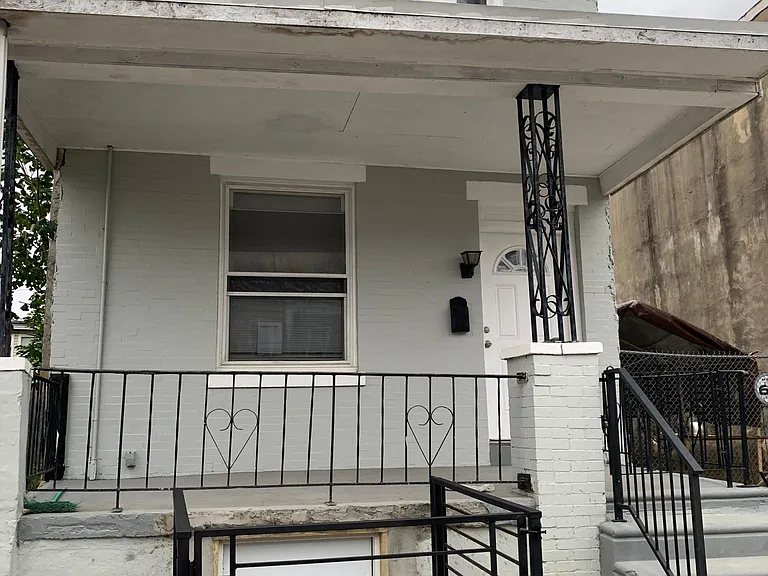 1228 S 49th St — Photo 12