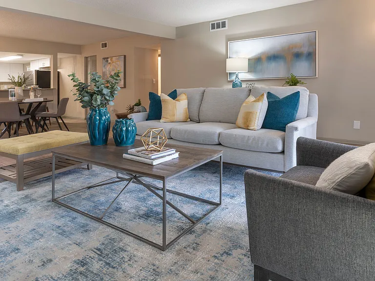 Cove at Peninsula — Photo 8