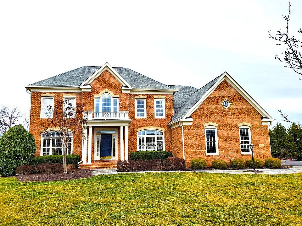 1st image of 3301 Plantation Grove Ln