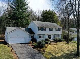 148 Harvest Ln, East Hartford, CT 06118