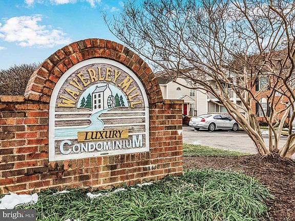 2nd image of 7810 Waverley Mill Ct
