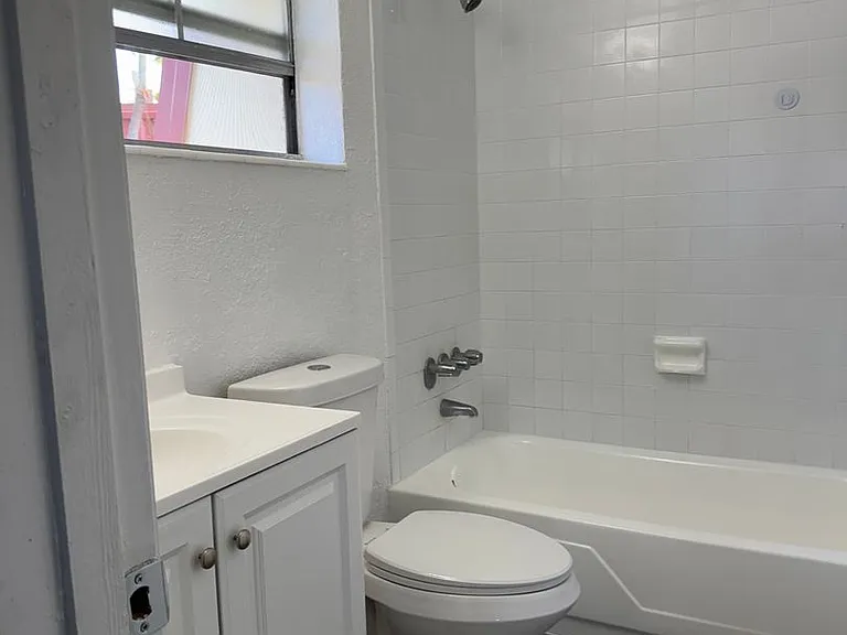 8650 SW 67th Ave #1045 — Photo 14