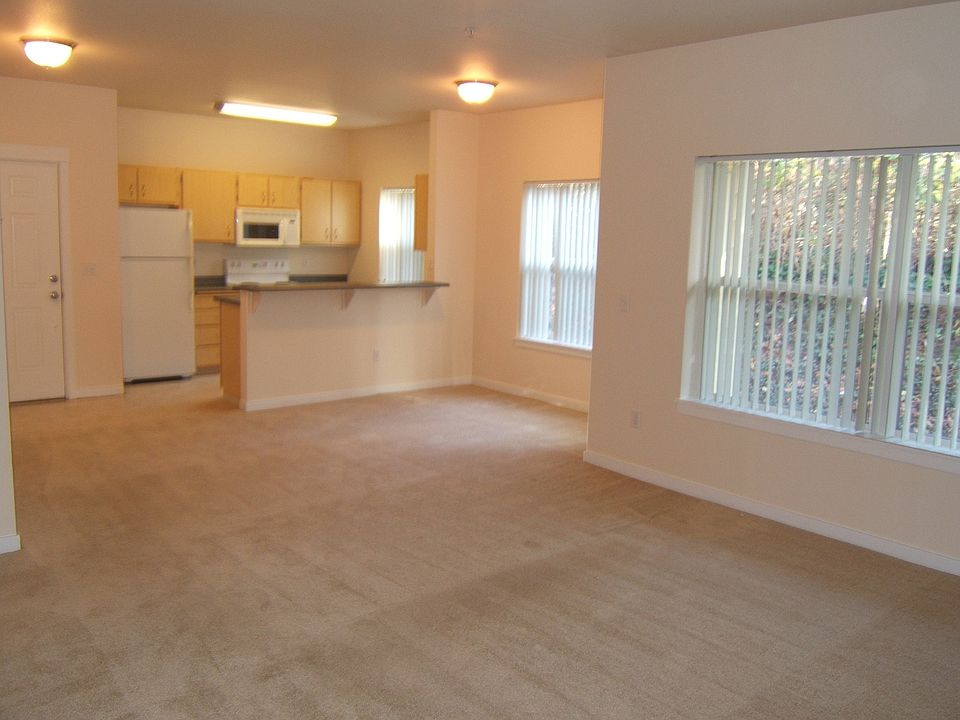 2nd image of 1350 SW 66th Ave APT 6206