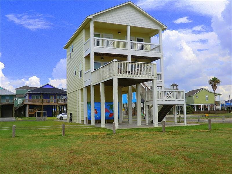1st image of 2770 Gulfview Ln