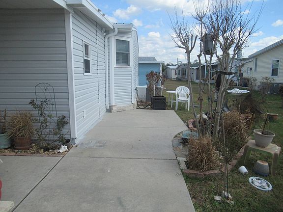 4th image of 5942 Utopia Dr #532
