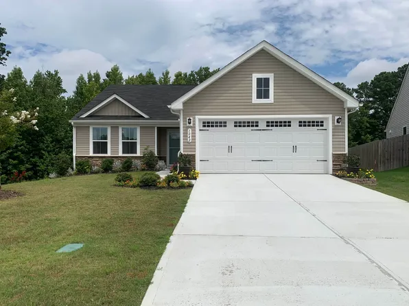 1042 Hunter Green Ln, Spartanburg, SC 29302