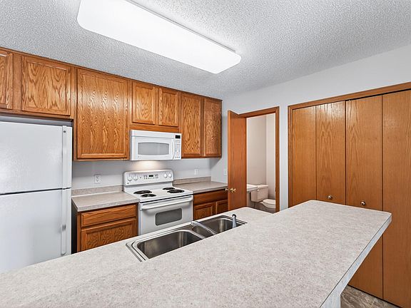 2nd image of 7104 139th Ave NW