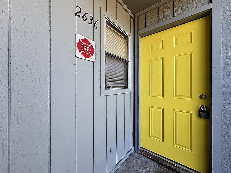 2636 Lemon Tree Ln #2636 — Photo 6