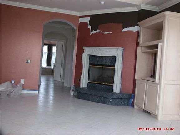 2nd image of 5400 E Lindsey St E