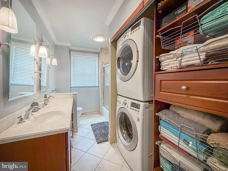 1168 Temple Dr — Photo 40