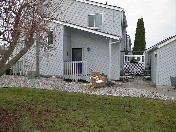 2nd image of 23014 E Colt Ln