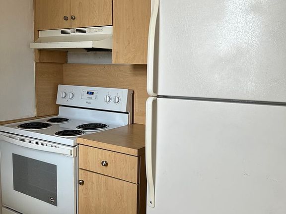 3rd image of 2999 W Flagler St #8