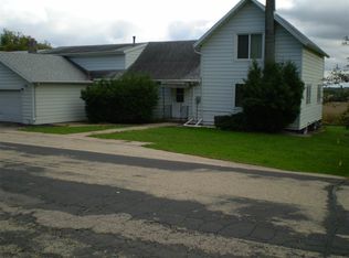 E6681 Butternut Rd, Manawa, WI 54949