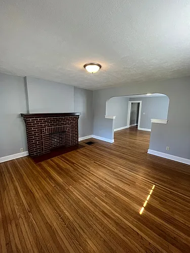 Floor plan 454 S Huron St