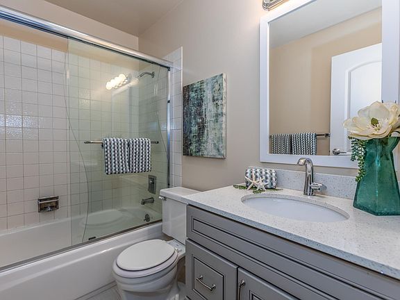 2nd image of 1476 Creekside Dr #302