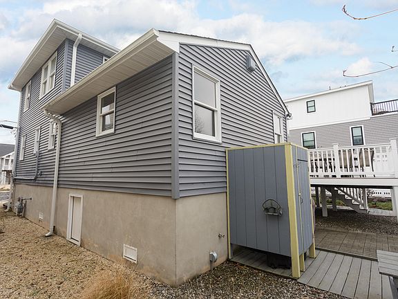 2nd image of 413 N Barnegat Ave