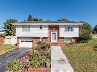 601 Brookmede Dr, Mount Sterling, KY 40353