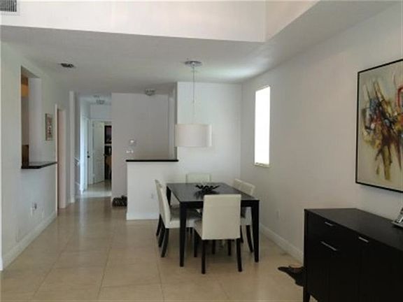 4th image of 11348 NW 42nd Ter
