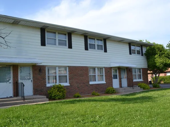 4124 Beach St APT 4, Rockford, IL 61108