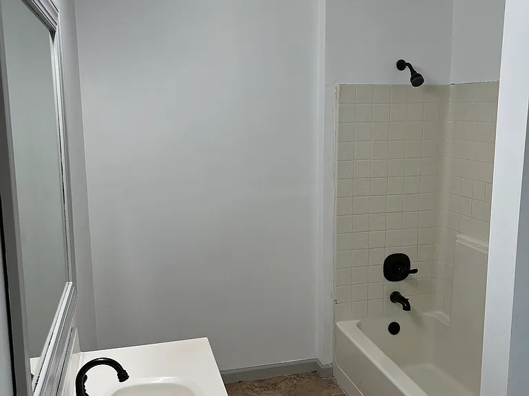 6141 Hanna Ct — Photo 7