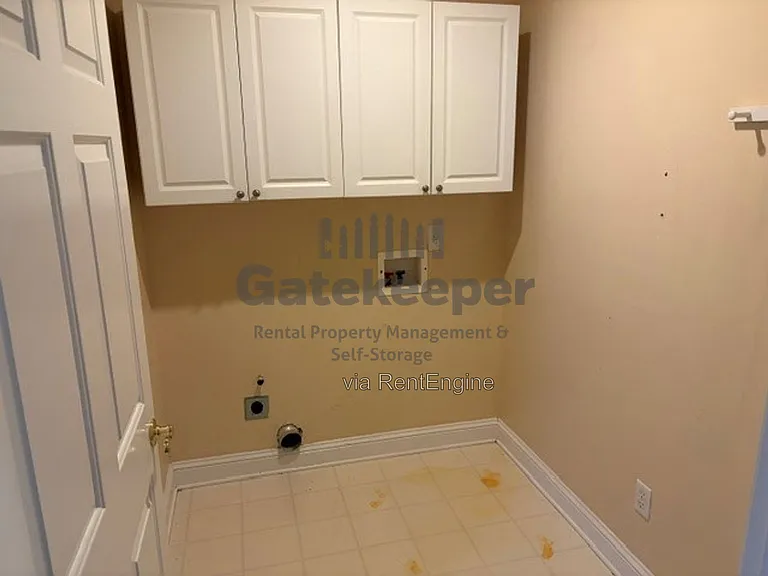 208 Lenox Dr — Photo 11