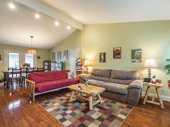 5th image of 7032 Kinzalow Dr