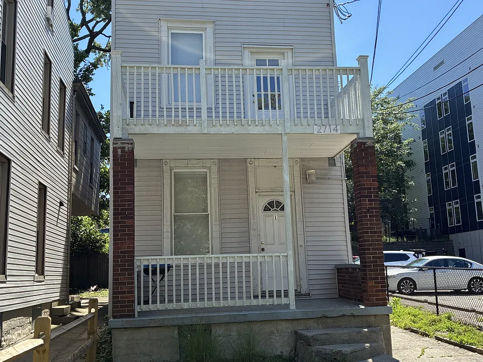 2114 Jefferson Ave
