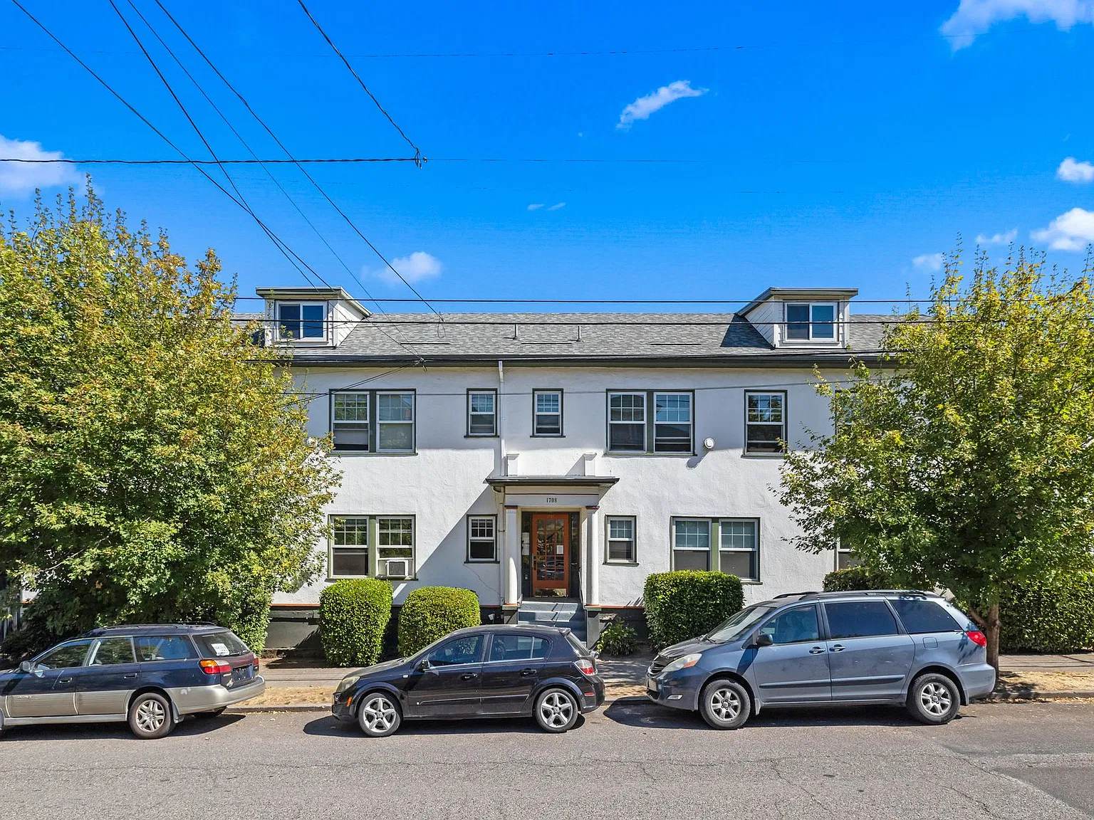 The Albert Apartments — Photo 1