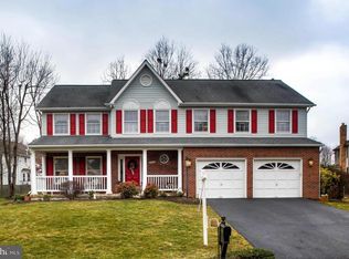 5332 Chalkstone Way, Fairfax, VA 22030