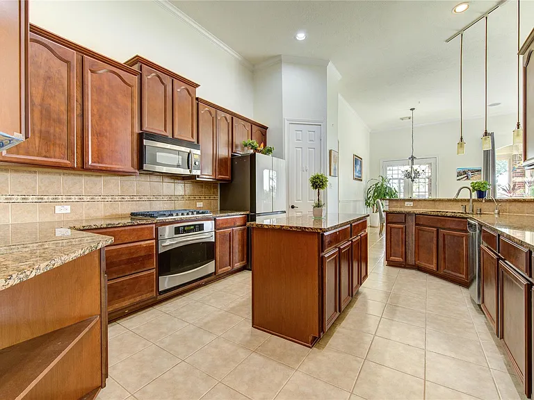 11422 Carson Field Ln — Photo 13