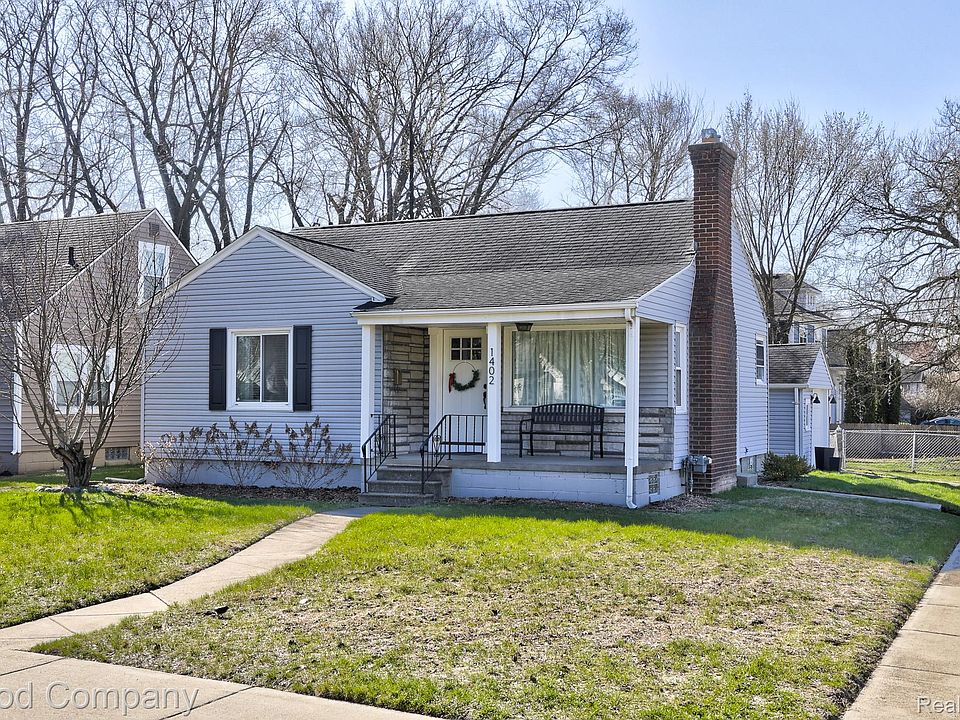 1st image of 1402 E Lincoln Ave