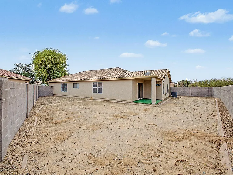 33856 N Cherry Creek Rd — Photo 30