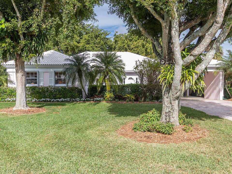 1st image of 4557 Sanderling Cir W