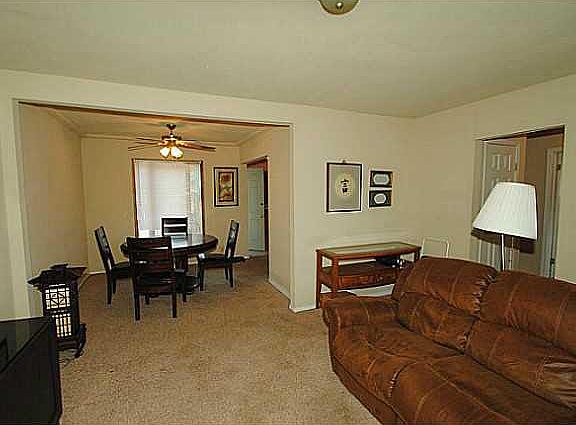 2nd image of 2829 Croydon Ct