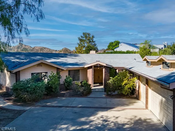 30060 Triunfo Dr, Agoura Hills, CA 91301