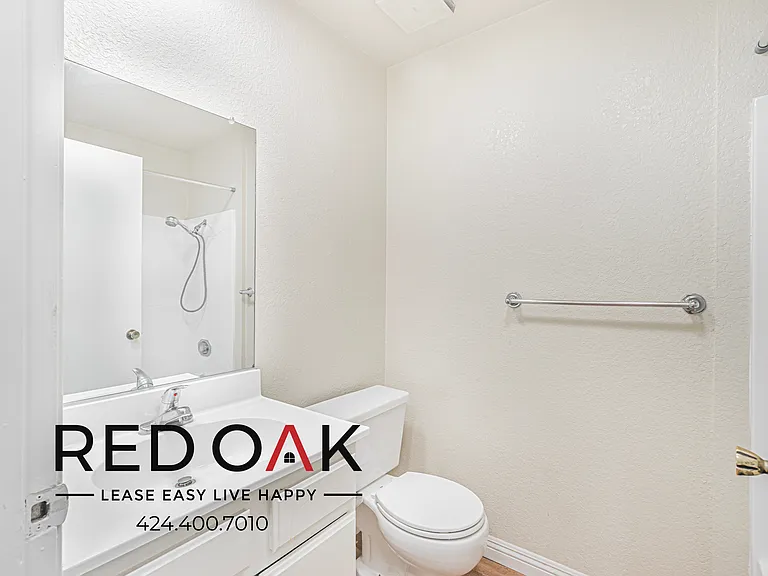 10346 Commerce Ave #7 — Photo 11
