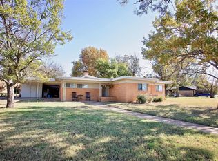 1400 Brazos St, Graham, TX 76450