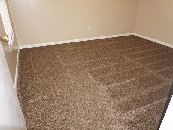 5th image of 8529 Windypine Ln