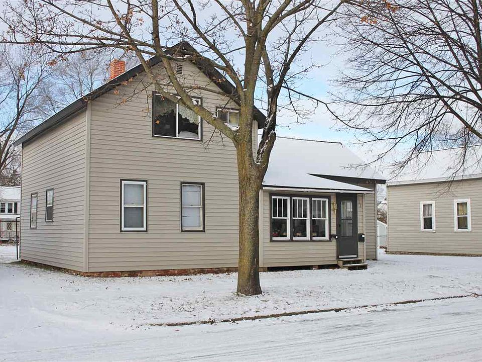 2nd image of 922 S 5th Ave