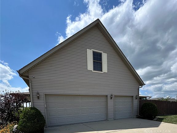 2nd image of 4391 Saratoga Pl