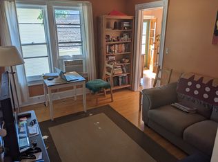 123 1/2 Central Ave, Waukesha, WI 53186
