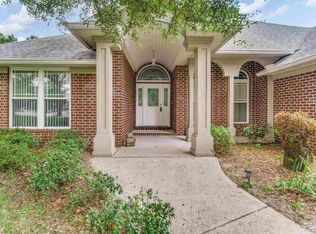 2004 Pin High Dr, Pensacola, FL 32526