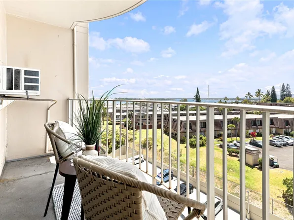 98-1038 Moanalua Rd APT 7-804, Aiea, HI 96701