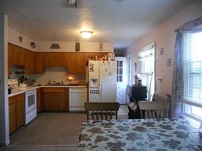 5th image of 900 Woodlawn Dr
